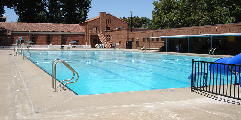 Important Safety Tips for Commercial Pools